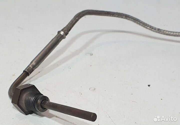 Датчик температуры отр. газов правый Audi