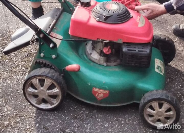 Газонокосилка бензиновая 