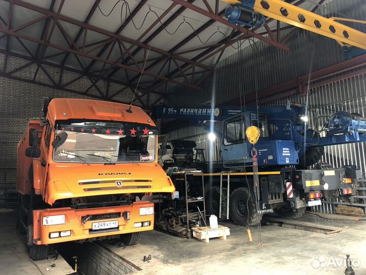 Слесарь в грузовой автосервис