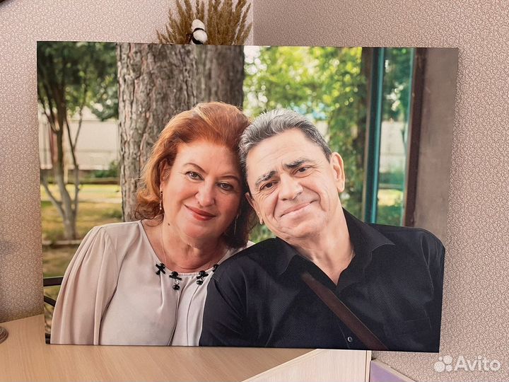 Портрет на холсте