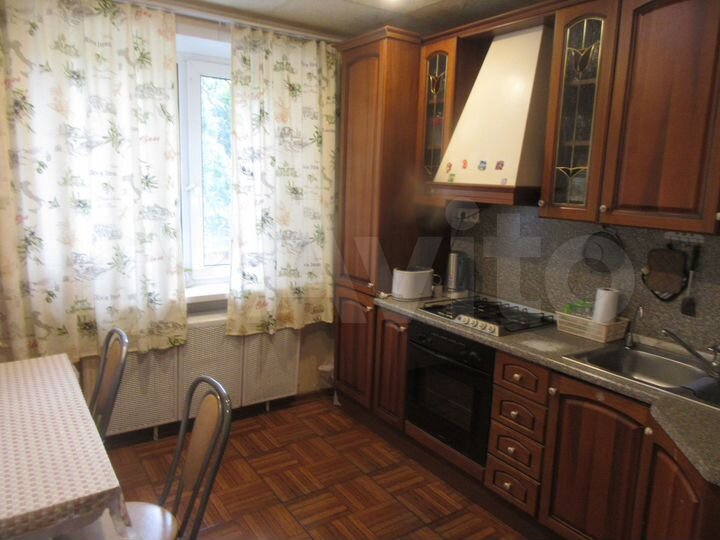 3-к. квартира, 61 м², 2/5 эт.