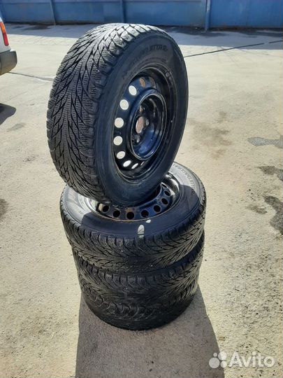 Nokian Tyres Hakkapeliitta R2 185/65 R14 90R
