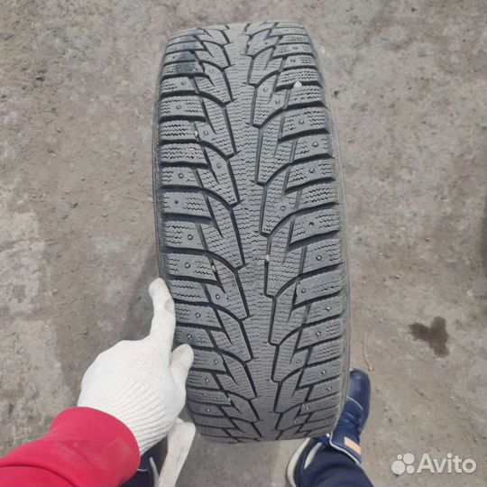 Hankook Winter I'Pike RS W419 215/55 R17 98T