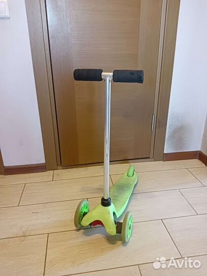 Самокат детский трехколесный бу