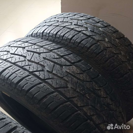 Maxxis Bravo AT-771 215/65 R16