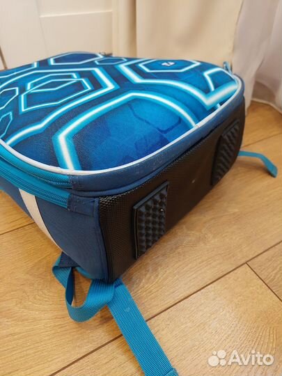 Рюкзак школьный