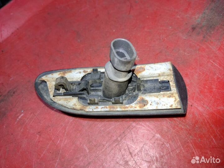 Молдинг крыла передний правый Opel Vectra B седан