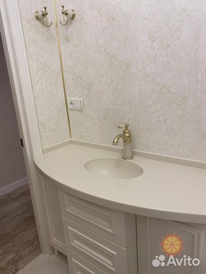 Столешница с раковиной для ванной