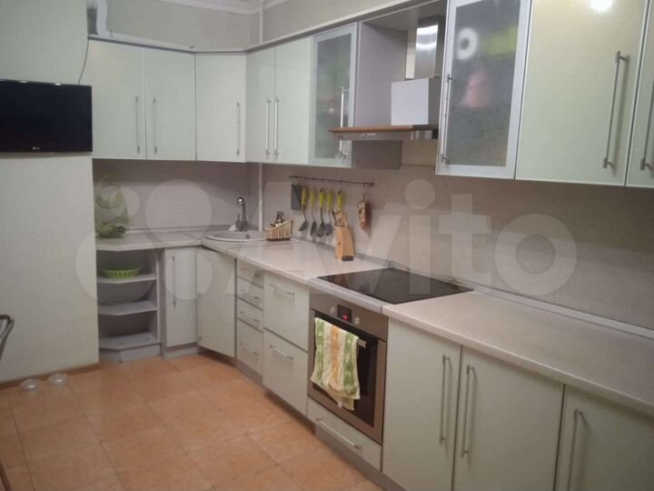 2-к. квартира, 67 м², 7/16 эт.