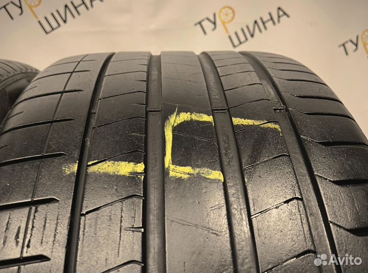 Pirelli P Zero PZ4 325/30 R23 94Y