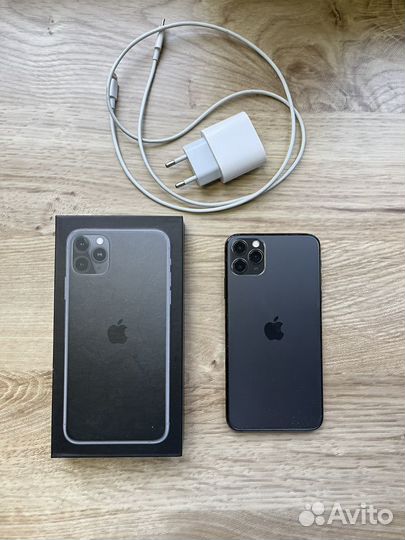 iPhone 11 Pro Max, 64 ГБ