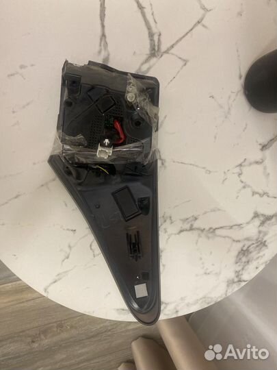 Задний фонарь lexus gs 350 рестайлинг,2017 год