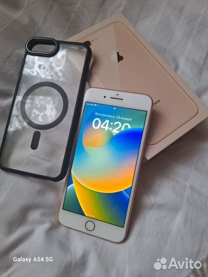 iPhone 8 Plus, 64 ГБ