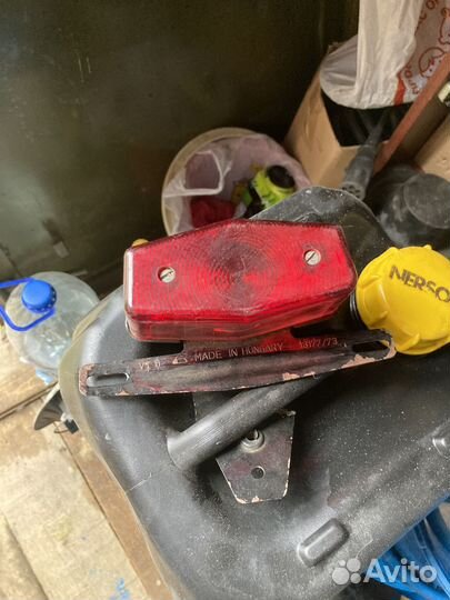 Задний фонарь