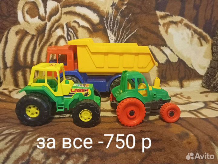 Трактор игрушки