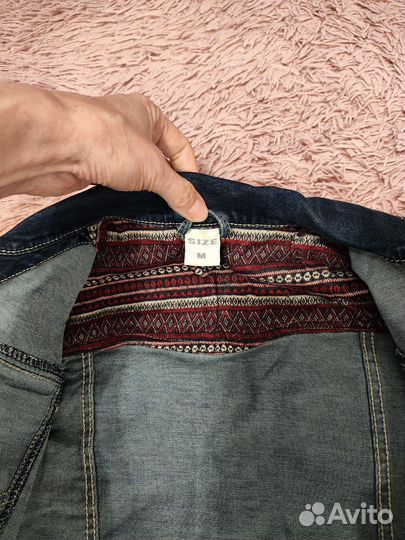 Джинсовая куртка