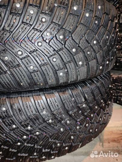 Continental IceContact 3 215/65 R16 102T