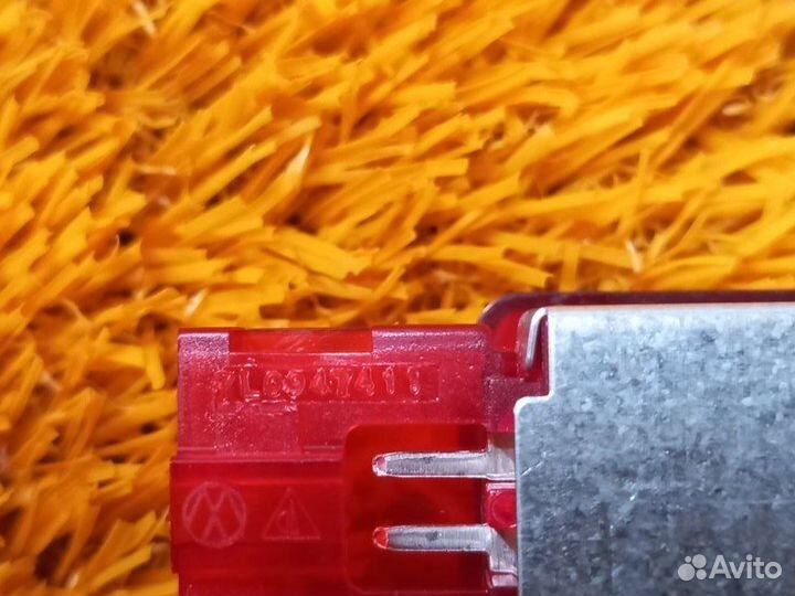 Плафон освещения передний правый Volkswagen