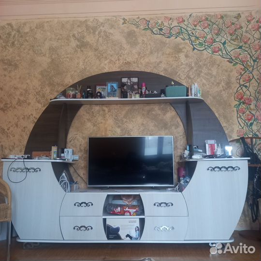 Комод/тумба под тв/стеллаж