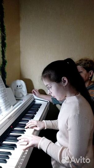 Репетитор по фортепиано и сольфеджио