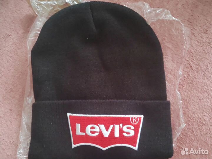 Мужские и женские шапки