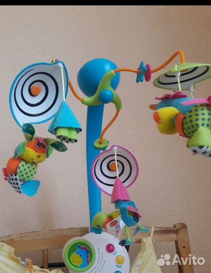 Мобиль на кроватку Tiny love