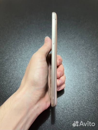 Samsung Galaxy J5 (2016), 2/16 ГБ