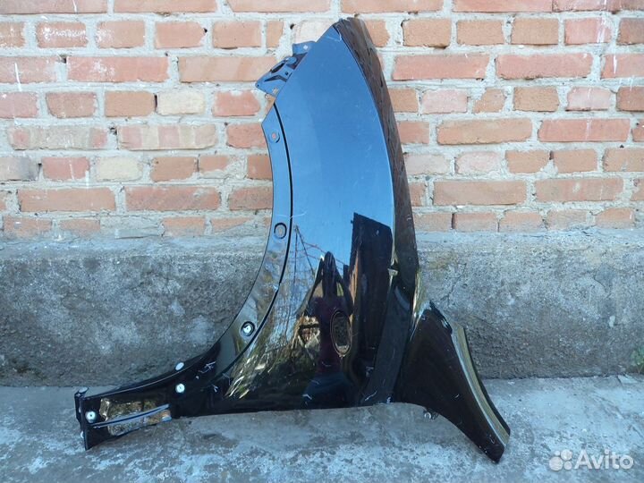 Ниссан Жук крыло переднее левое с 2011