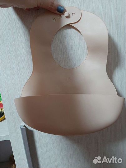 Слюнявчик силиконовый