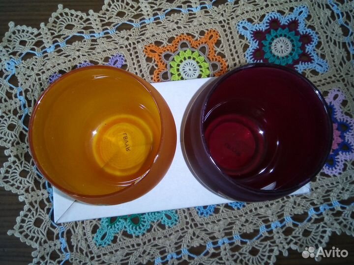 Набор стеклянных подсвечников