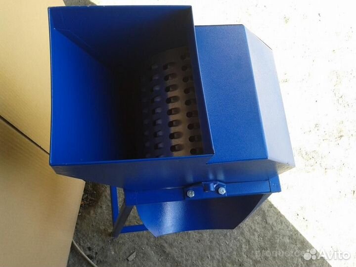 Зернодробилки и Кормоизмельчители,сеялка ручная 