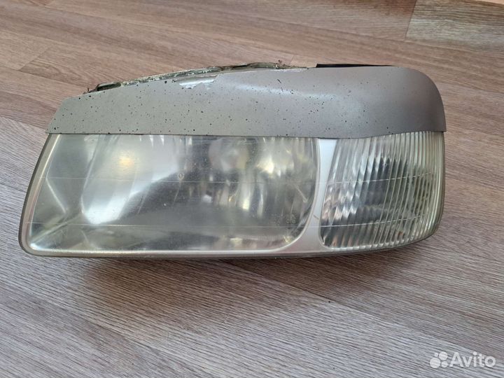 Фара 2 шт. Левая и правая