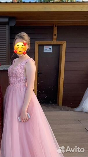 Вечернее платье на выпускной 42 44 в пол