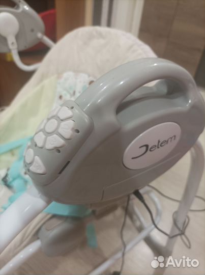 Детские электронные качели шезлонг