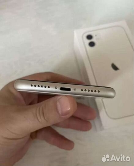 iPhone 11, 128 ГБ