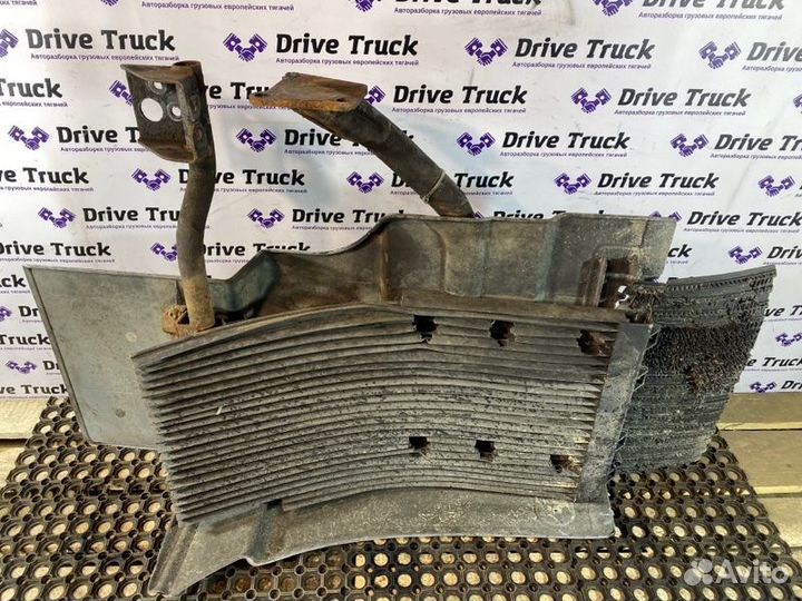 Крыло переднее правое (задняя часть) Mercedes-Benz