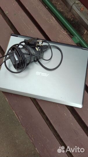 Ноутбук asus