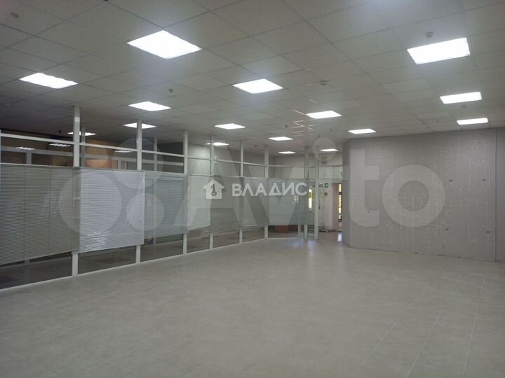 Сдам торговое помещение, 105 м²