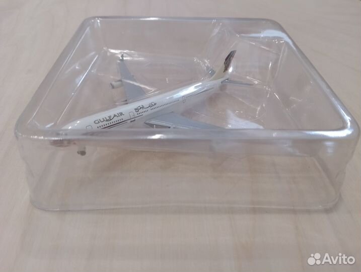 Самолёт в коробке. Airbus A340-300 