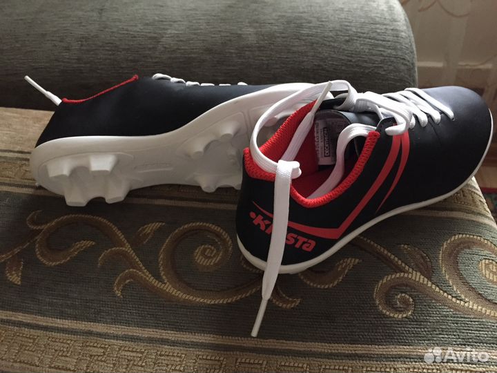 Детские футбольные бутсы для поля