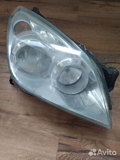 Opel astra h фара правая