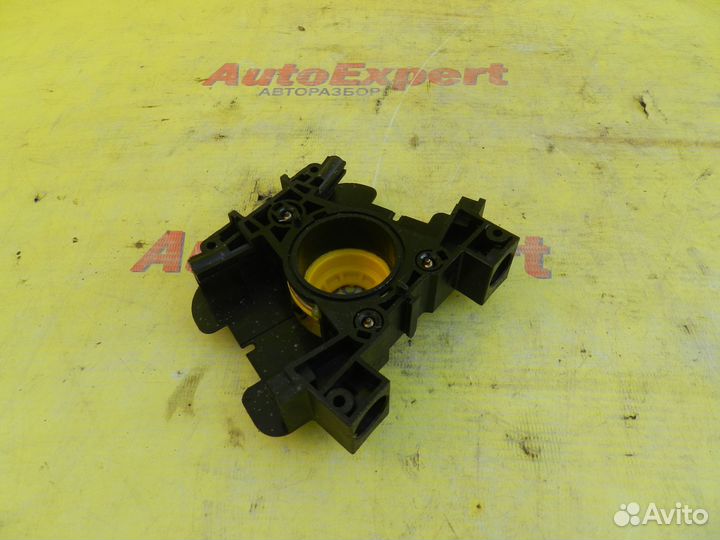 Кронштейн переключателей Nissan Almera Classic