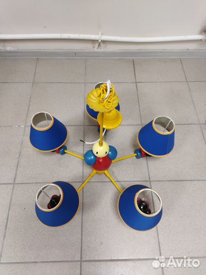 Люстра в детскую 