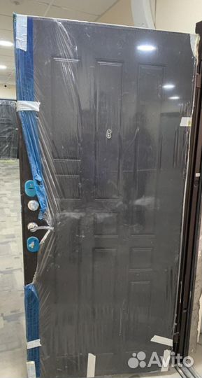 Дверь входная металлическая
