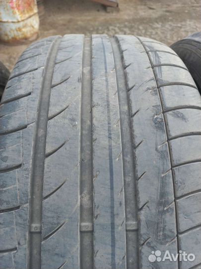Dunlop SP Sport Maxx GT 275/40 R20 и 315/35 R20 110W