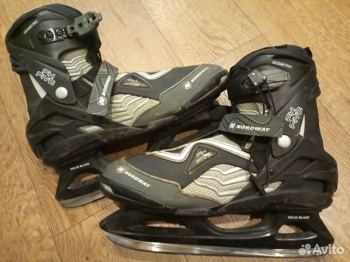 Коньки мужские 46 размера