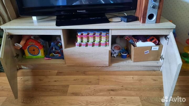 Телевизор Panasonic txpr 42 + тумба + муз.центр