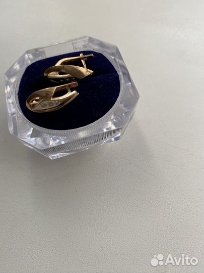 Золотые серьги