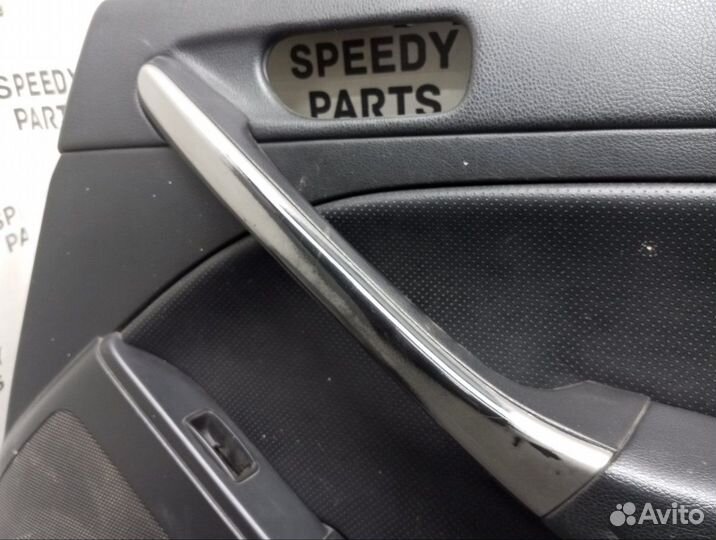 Обшивка боковой двери задняя правая Nissan Skyline