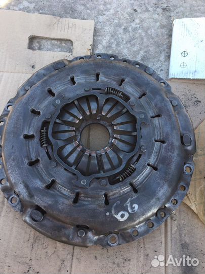 Сцепление в сборе с маховиком
